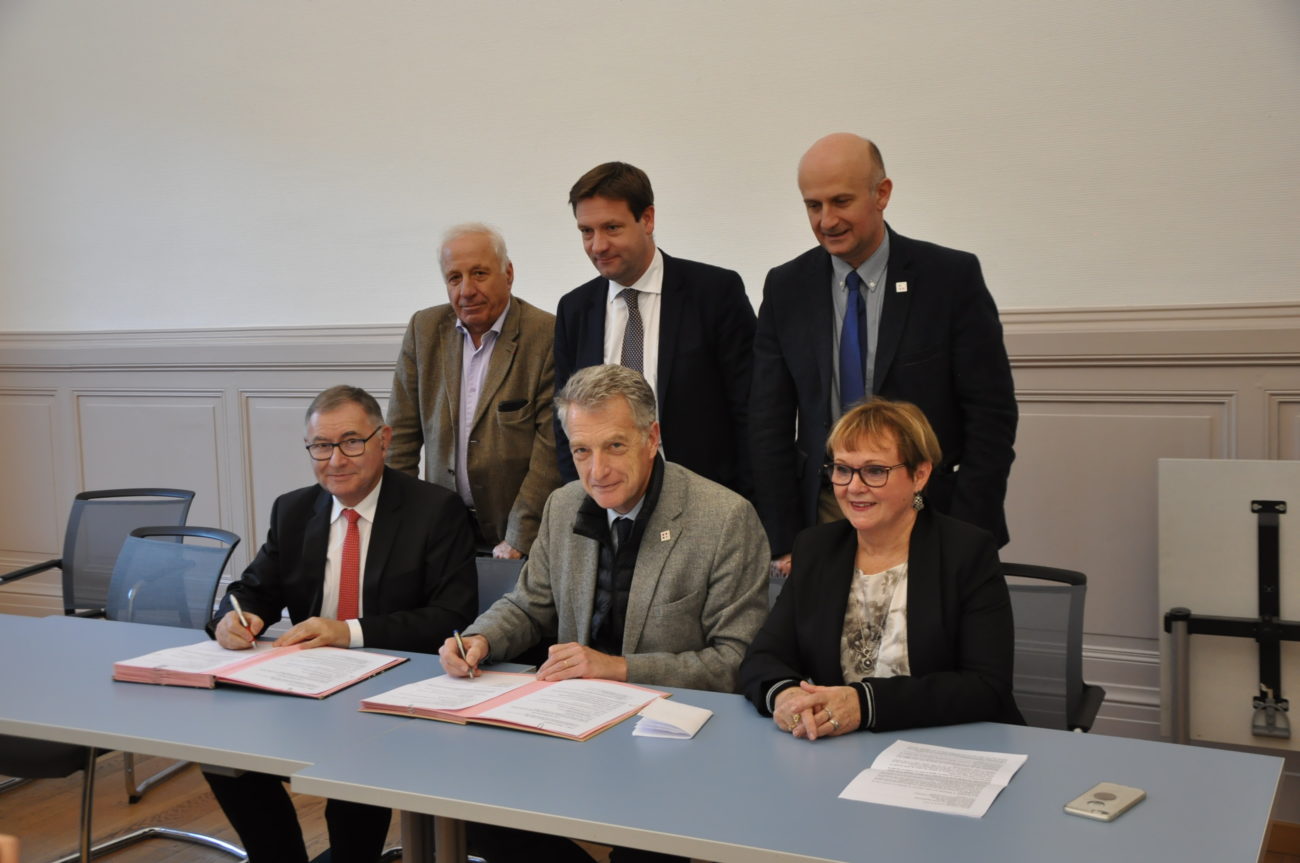 Signature du Contrat Local de Santé